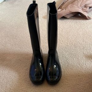 Black Rain Boots